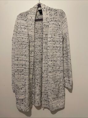 Ann Taylor Cream and Black Speckled Open-Front Cardigan